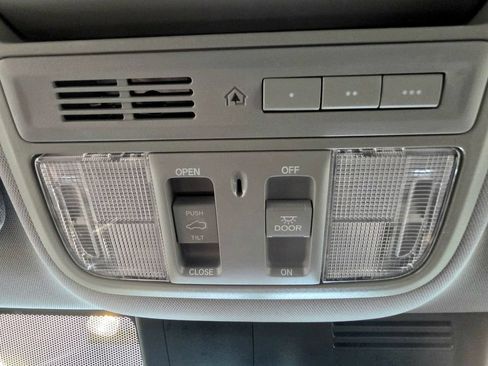 Used 2021 Honda CR-V EX-L image 39