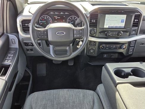 Used 2022 Ford F150 XLT w/ Trailer Tow Package image 7