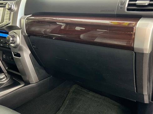 Used 2016 Toyota 4Runner Limited image 35