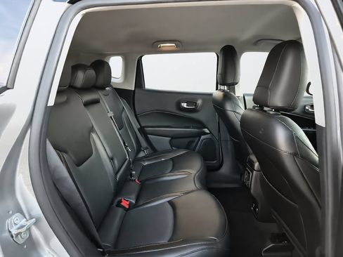 Used 2020 Jeep Compass Limited AWD/4WD image 26