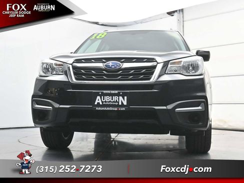 Used 2018 Subaru Forester 2.5i Premium w/ All-Weather Package AWD/4WD image 16