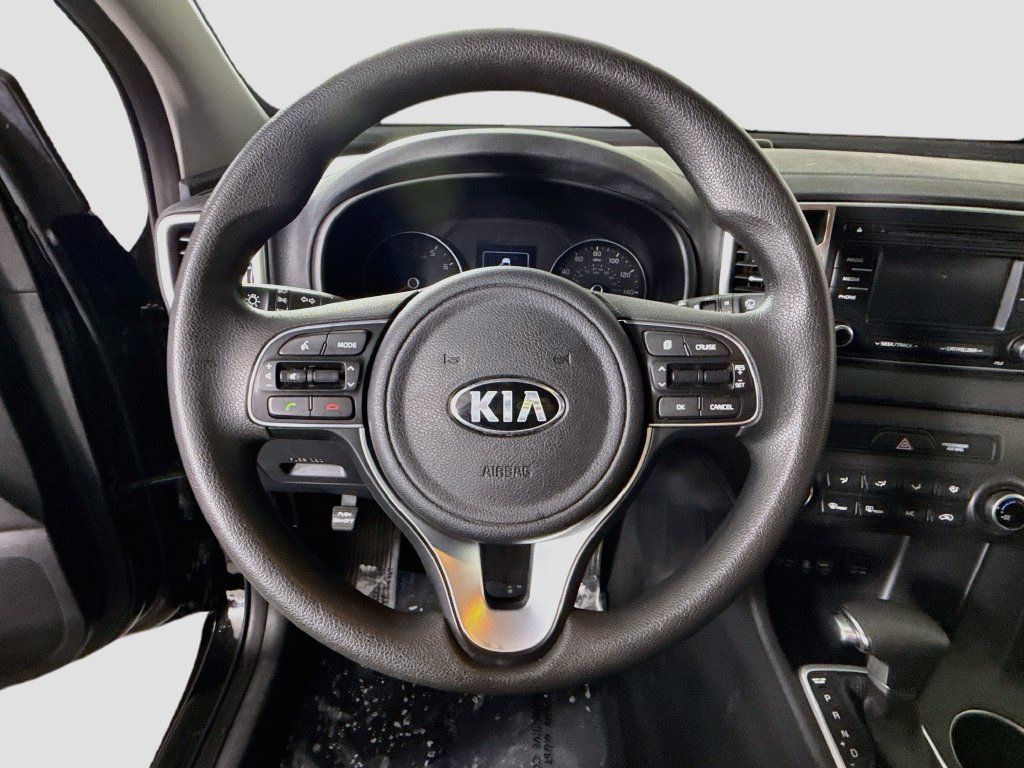 Used 2019 Kia Sportage LX FWD image 18