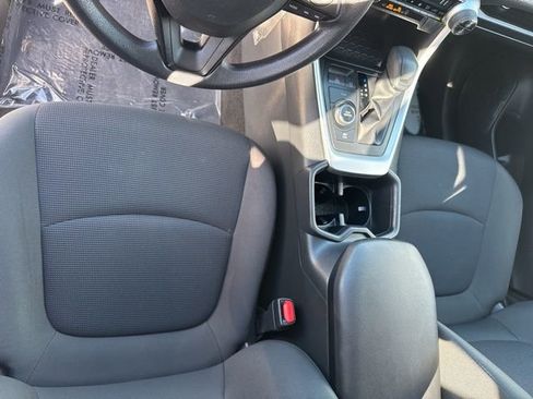Used 2023 Toyota RAV4 LE image 15