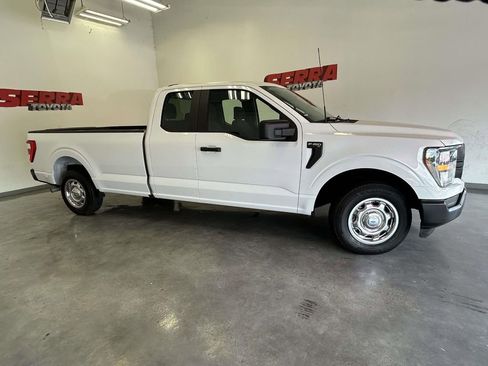 Used 2023 Ford F150 XL RWD image 2