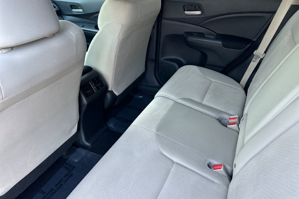 Used 2015 Honda CR-V LX image 11