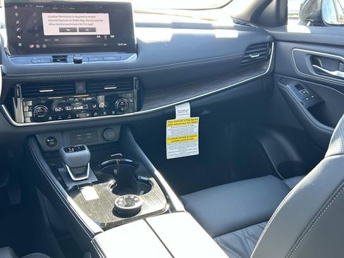 New 2026 Nissan Rogue Platinum w/ Platinum Premium Package AWD/4WD image 26