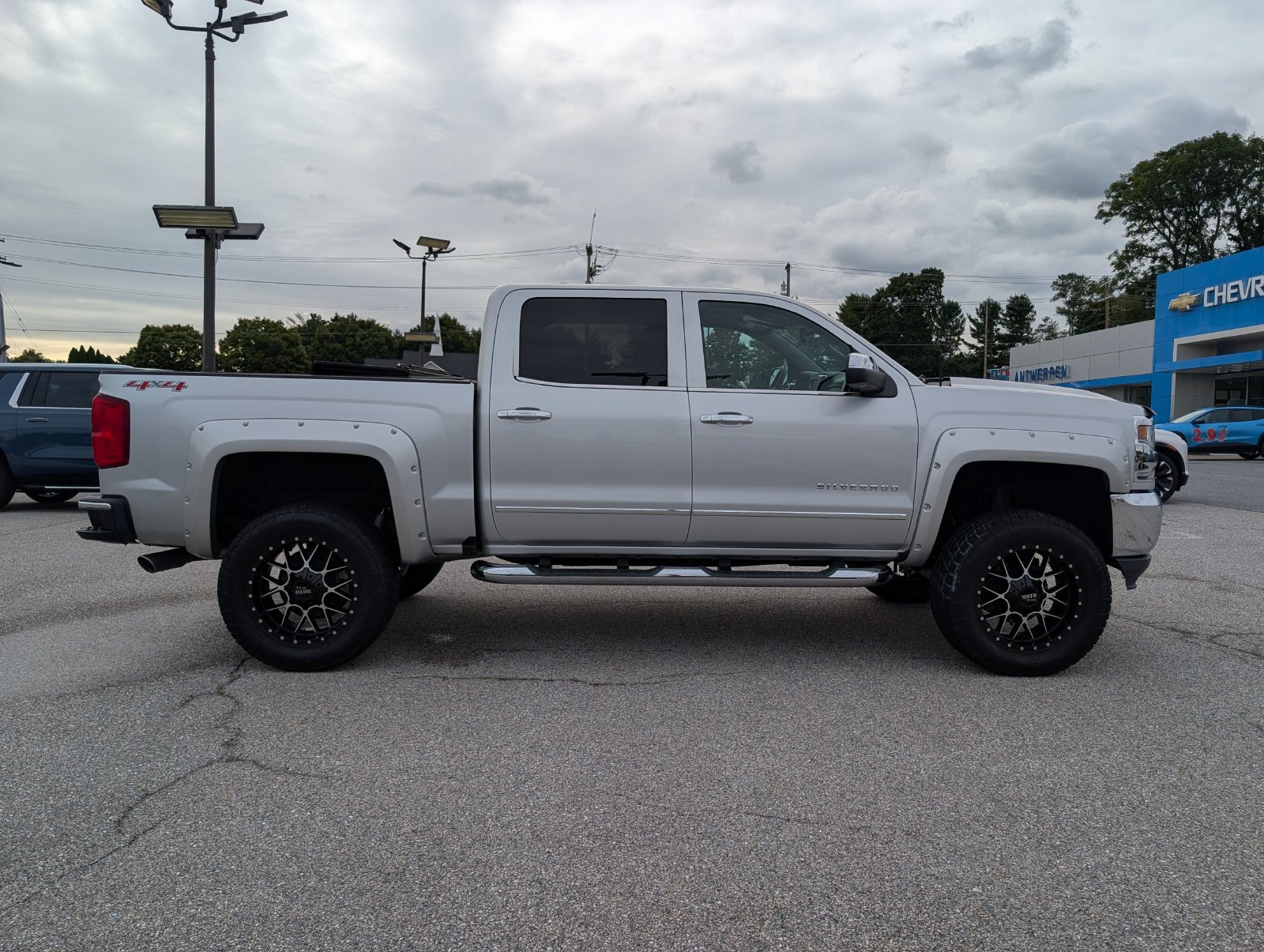 Used 2016 Chevrolet Silverado 1500 LTZ w/ Sport Package AWD/4WD image 2