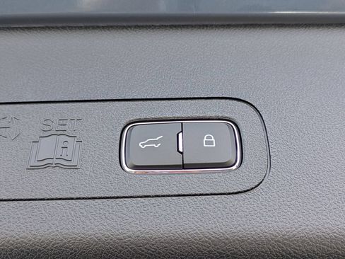 New 2026 Lincoln Aviator AWD image 15