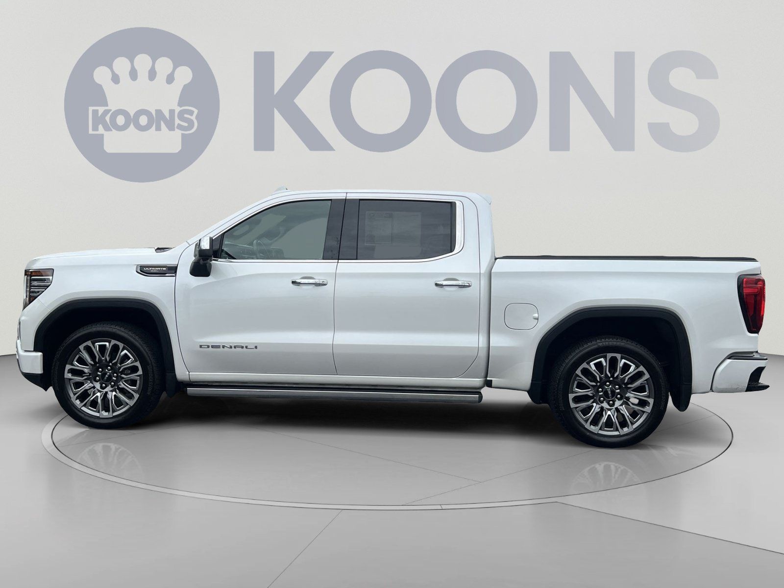 Used 2024 GMC Sierra 1500 Denali Ultimate AWD/4WD image 5
