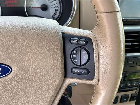 Used 2010 Ford Explorer Sport Trac Limited RWD image 12