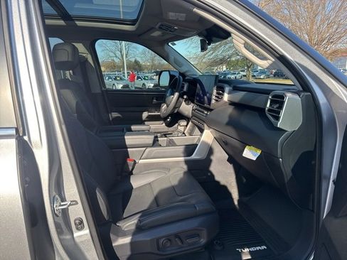 Used 2024 Toyota Tundra Limited image 18