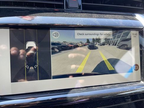 Used 2023 Land Rover Discovery Sport S image 17