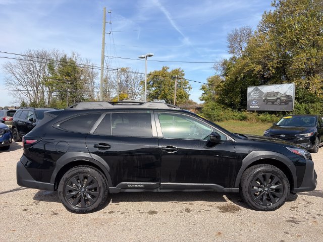 Used 2024 Subaru Outback Onyx Edition AWD/4WD image 8