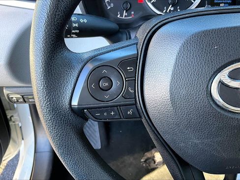 Certified 2021 Toyota Corolla LE image 21