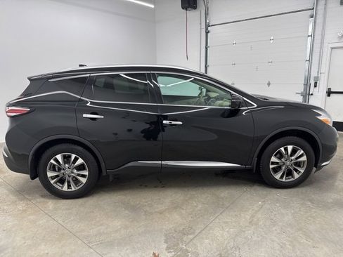 Used 2017 Nissan Murano SL image 4