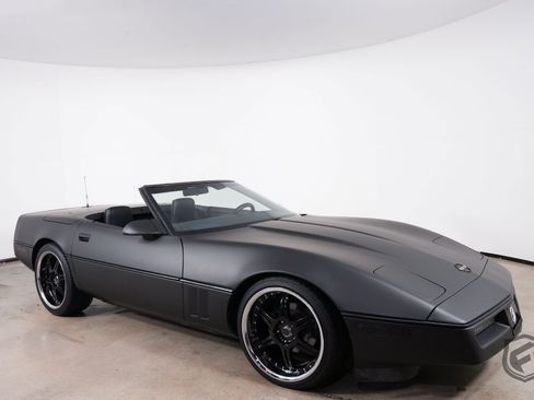 Used 1987 Chevrolet Corvette 2dr Convertible image 33