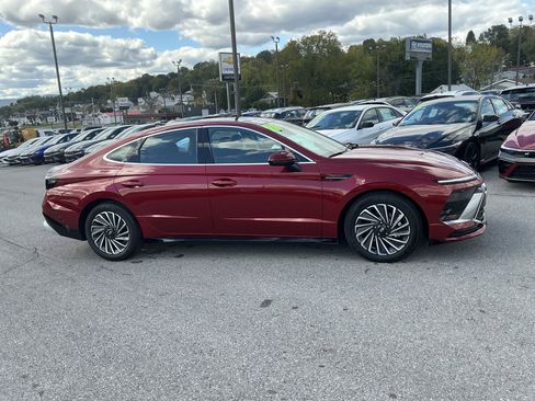 New 2026 Hyundai Sonata SEL image 2
