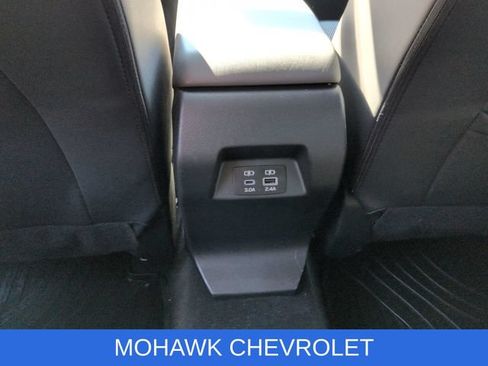 Used 2024 Subaru Crosstrek 2.0i Premium AWD/4WD image 21