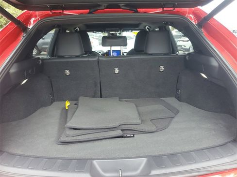 Used 2024 Lexus UX 250h 250h Premium image 8