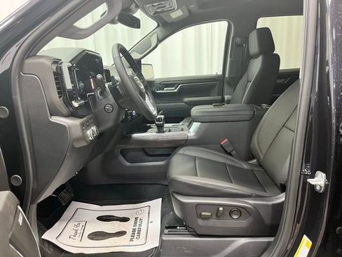 New 2026 GMC Sierra 1500 SLT w/ SLT Premium Package image 4