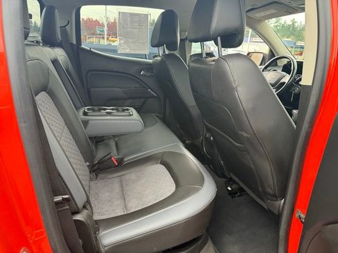 Used 2019 Chevrolet Colorado Z71 image 30