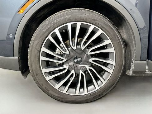 Used 2022 Lincoln Corsair Reserve w/ Equipment Group 201A image 33