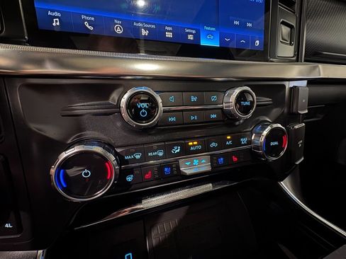 Used 2022 Ford F150 Raptor w/ Raptor 37 Performance Package AWD/4WD image 23