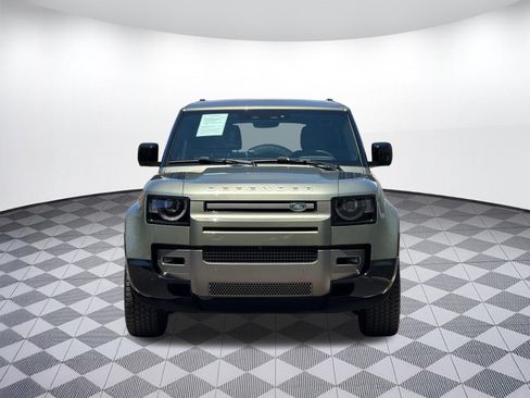 Used 2025 Land Rover Defender 90 X-Dynamic SE AWD/4WD image 5