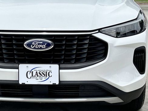 Used 2025 Ford Escape Active FWD image 10