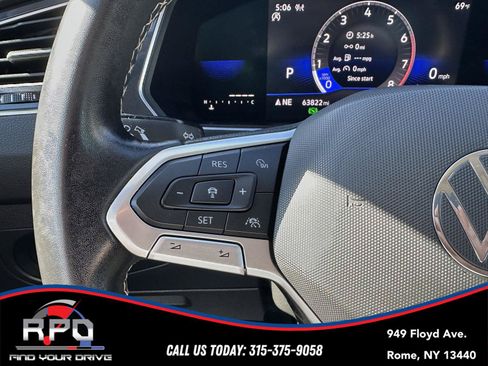 Used 2022 Volkswagen Tiguan SE AWD/4WD image 19