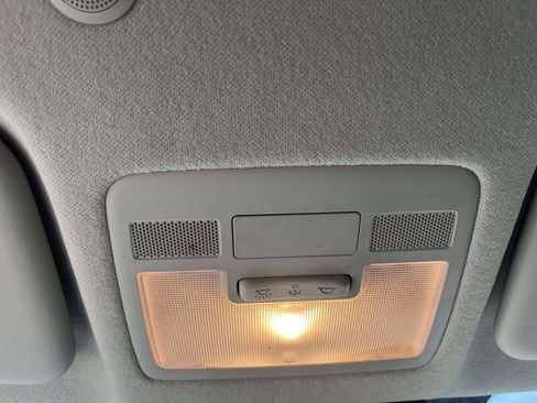 Certified 2026 Hyundai Venue SE FWD image 24