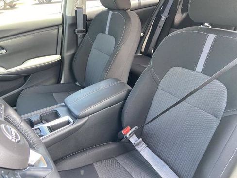 Used 2025 Nissan Sentra SV w/ All-Weather Package FWD image 14