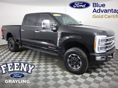 Used 2023 Ford F350 Platinum w/ Tremor Off-Road Package AWD/4WD image 1