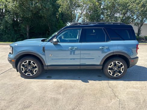 Used 2023 Ford Bronco Sport Outer Banks w/ Tech Package AWD/4WD image 2