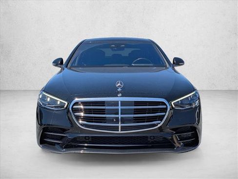 Used 2023 Mercedes-Benz S 500 4MATIC image 2