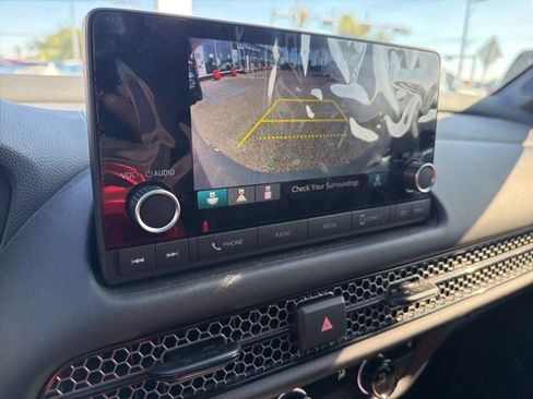 Used 2024 Honda HR-V Sport image 14