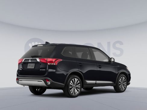 Used 2019 Mitsubishi Outlander ES image 4