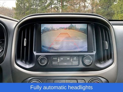 Used 2017 Chevrolet Colorado Z71 w/ Z71 Midnight Edition image 12