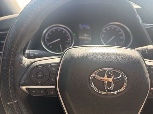 Used 2024 Toyota Camry LE w/ Convenience Package image 14