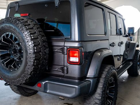 Used 2021 Jeep Wrangler Unlimited Sahara w/ Uconnect 4C Nav & Sound Group image 26