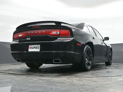 Used 2012 Dodge Charger SE w/ Connectivity Group image 21