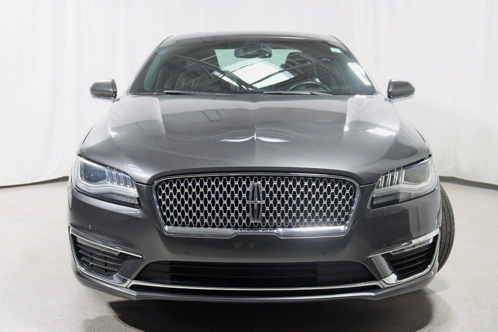Used 2018 Lincoln MKZ Reserve w/ Technology Package AWD/4WD image 8