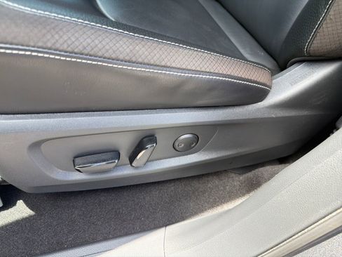 Certified 2024 Nissan Pathfinder SL FWD image 28