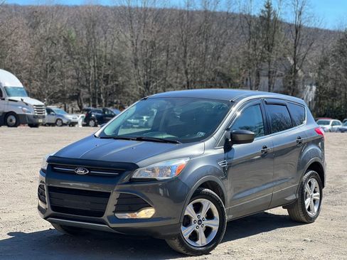 Used 2015 Ford Escape SE AWD/4WD image 2