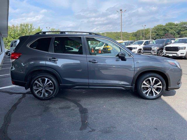 Used 2023 Subaru Forester Limited AWD/4WD image 4