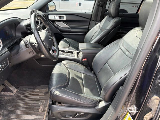 Used 2020 Ford Explorer ST w/ ST Street Pack AWD/4WD image 16