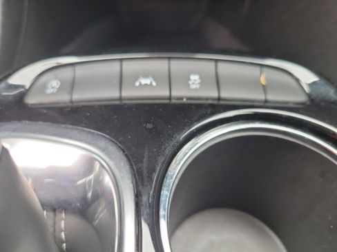 Used 2025 Buick Encore GX Preferred FWD image 30