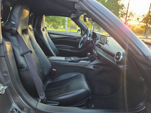 Used 2017 MAZDA MX-5 Miata RF Grand Touring RWD image 21
