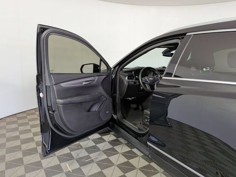 Used 2020 Cadillac XT5 Luxury w/ LPO, Floor Liner Package FWD image 33