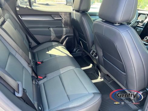 New 2027 GMC Terrain AT4 AWD/4WD image 9